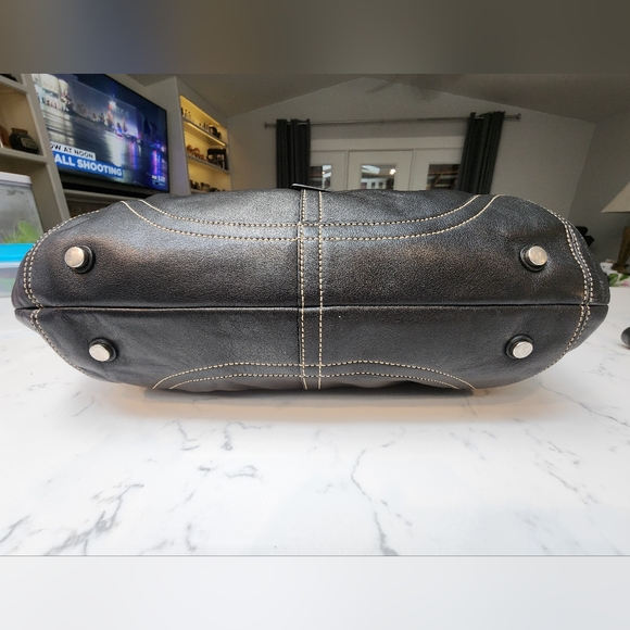 COACH Vintage 2004 Soho Soft Leather XL Carryall Tote Bag. Black K04S-5770 EUC - Picture 5 of 16